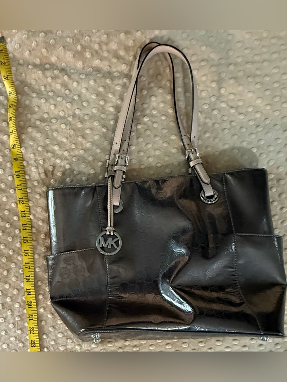 Michael Kors Metallic Silver Tote - Picture 4 of 6